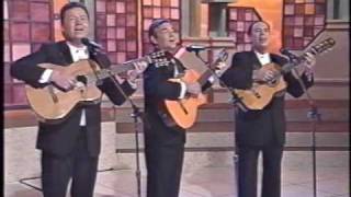 Serenata con Los Tres Reyes chords