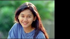 Antara Hitam dan Putih Nike Ardilla (HQ)  - Durasi: 2:24. 