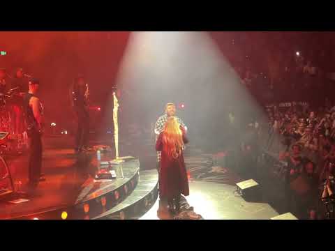 Teddy Swims Tones And I Performing Gone Gone Gone At Rod Laver Arena In Melbourne 22 10 2025