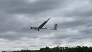 30-ft wingspan giant R/C glider maiden Aerotow