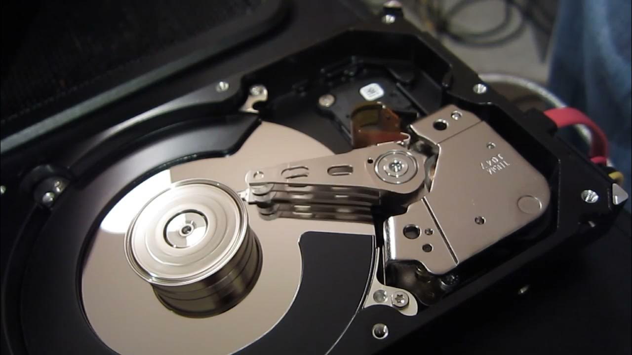 Жесткий диск как извлечь информацию. Hdd разобранный. прошивка жесткого диска seagate. как вытащить моторчик с жесткого диска барракуда 7200.