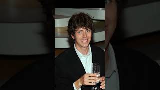 Celebs Who Married as Teenagers; Taran Noah Smith was 17 years old #celebritymarriage Details