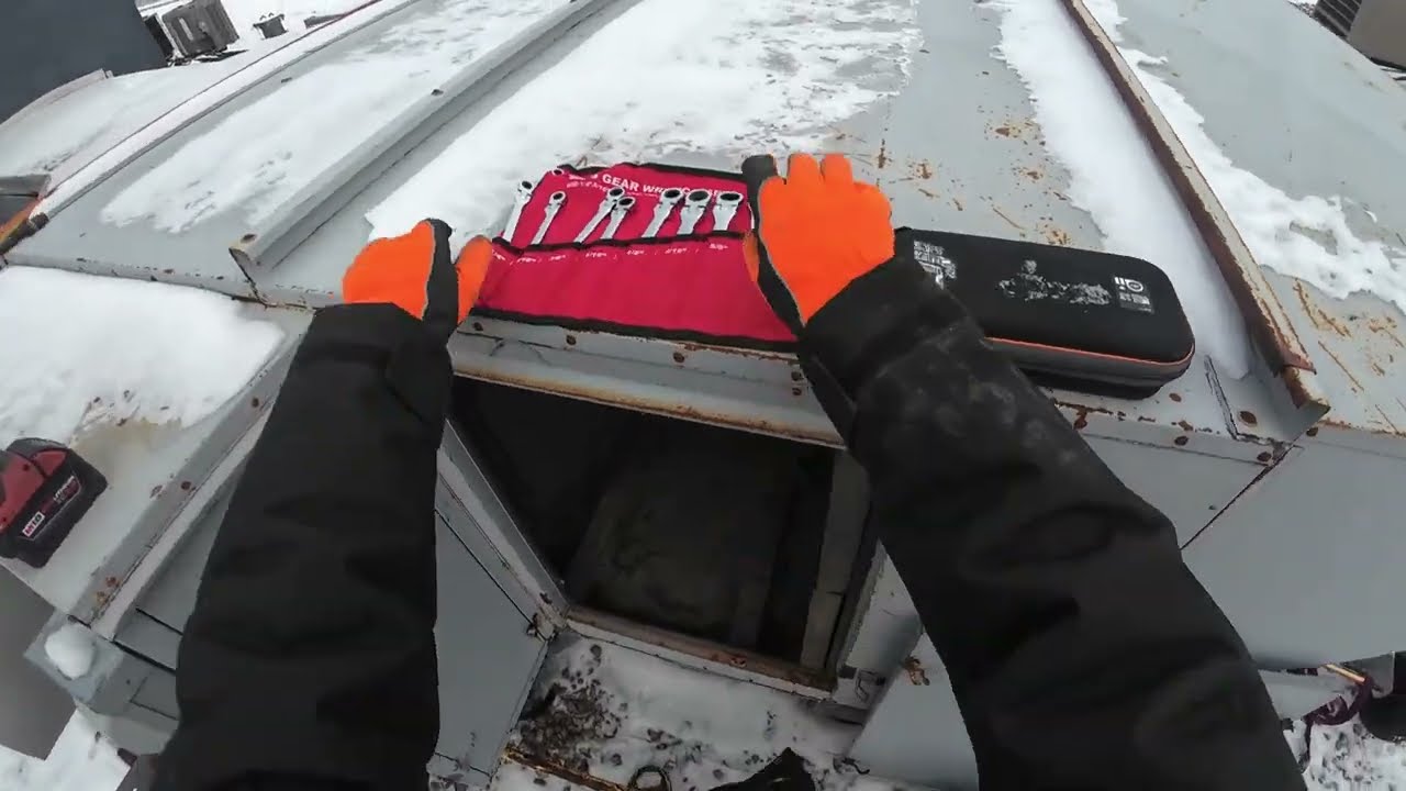 Cold Day Changing Motor On HVAC Air Makeup