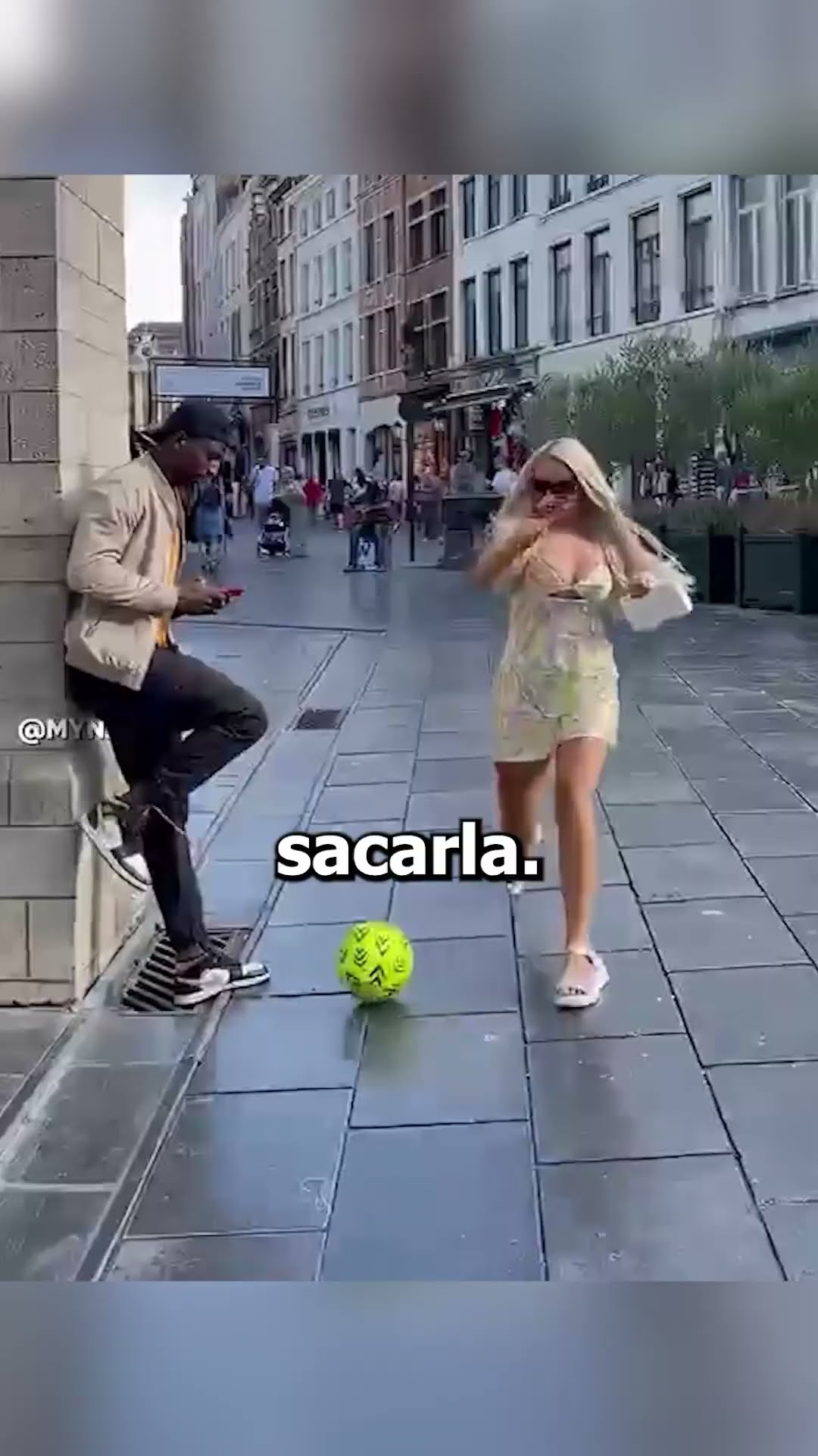 Broma PESADA con PELOTAS?⚽️