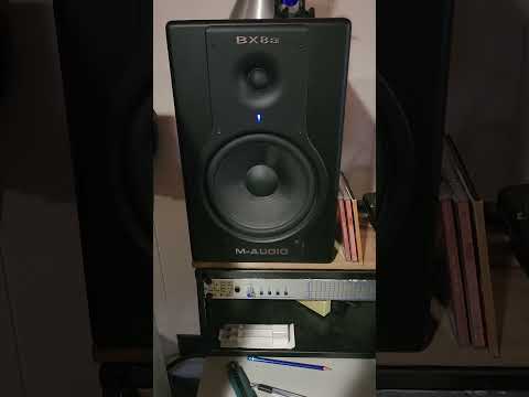 Yamaha HS8s Unboxing Setup 