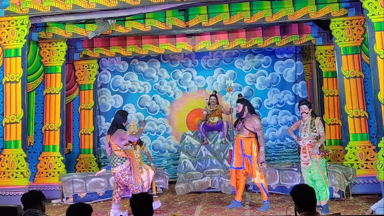 ದಕ್ಷಯಜ್ಞ ಪೌರಾಣಿಕ ನಾಟಕದಲ್ಲಿ ದಕ್ಷಬ್ರಹ್ಮನಾಗಿ ಸಿದ್ದರಾಜು ಎನ್