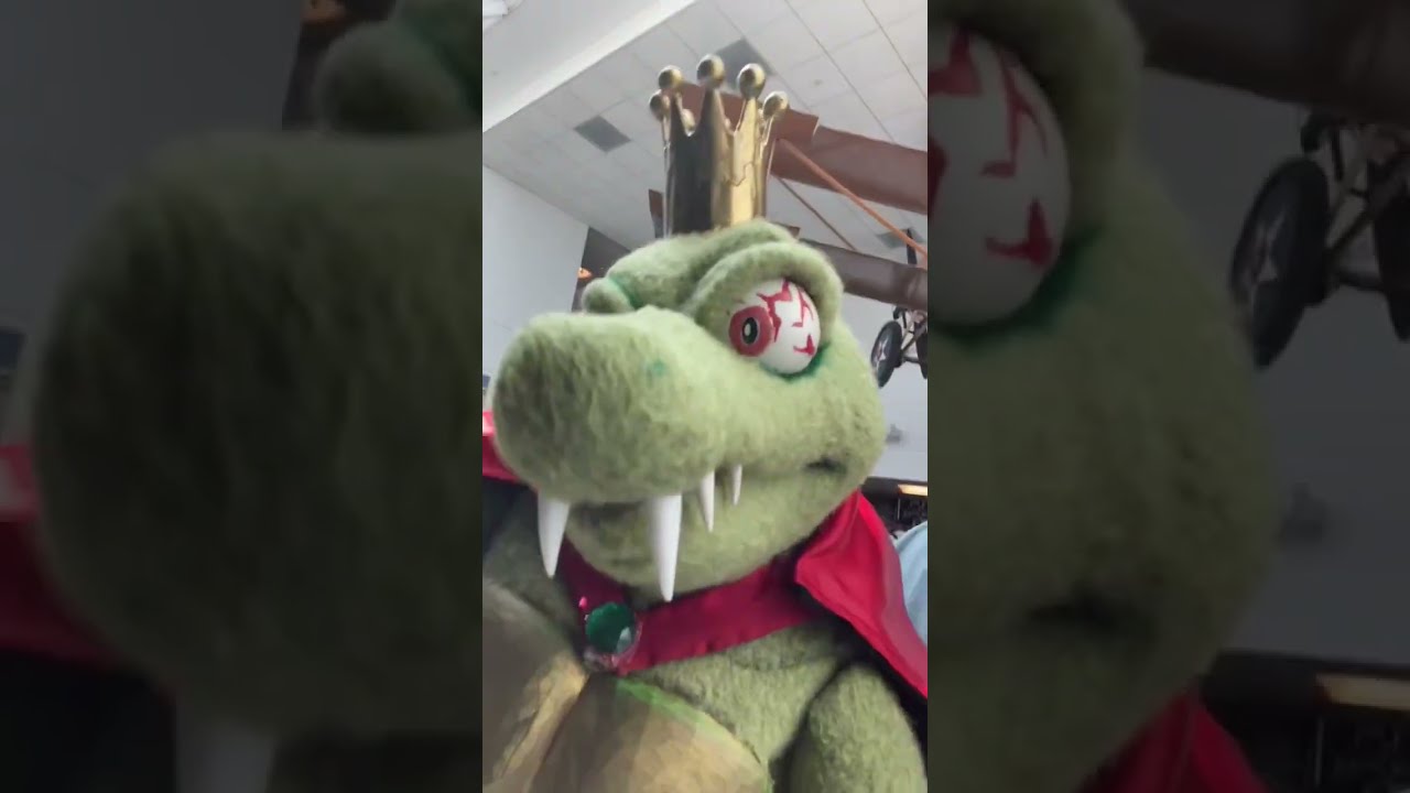 The Real Reason K Rool Went To Long Island Retro Gaming Expo Kingkrool Puppets Nintendo DKC