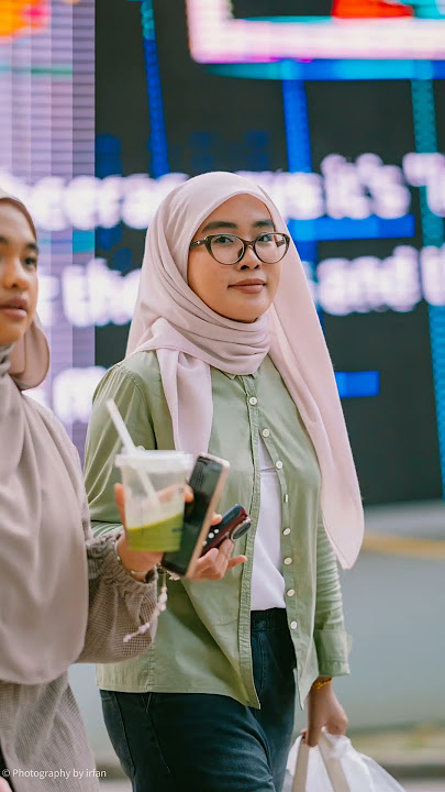 Gadis Melayu 🇲🇾🥰 ( Malaysian Girls ) #streetphotography