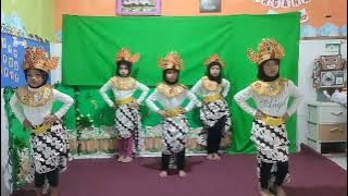 Lomba Tembang Dolanan (TARI MENTHOG)