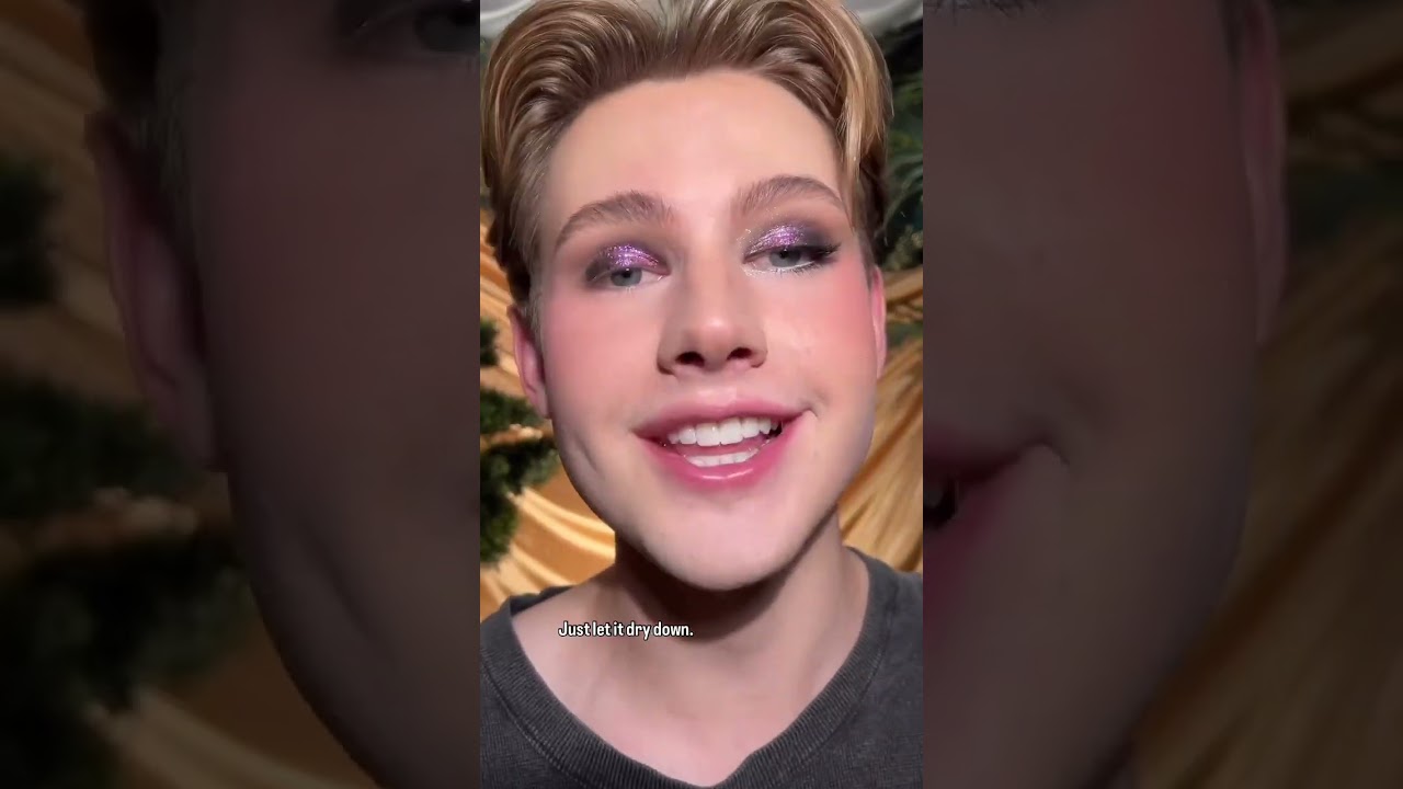 Achieve easy & affordable festival eyes like @trevorbarrett in wet n wild's Chameleon Chrome 🌈