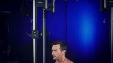 AGACHAMENTO COM DESENVOLVIMENTO KATTLEBELL