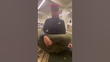 تلاوة مريحة من طالبة بهجة عند ختمها للقرءان الكريم.