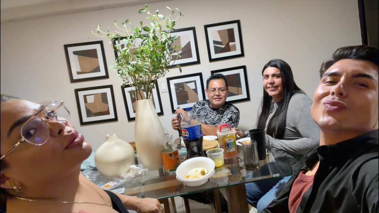 Cena plática y cartas