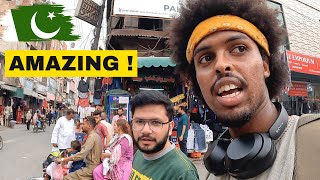 MY FIRST TIME ON THE STREETS OF LAHORE