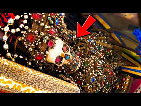 10 Archaeological Finds That Made People Millionaires
