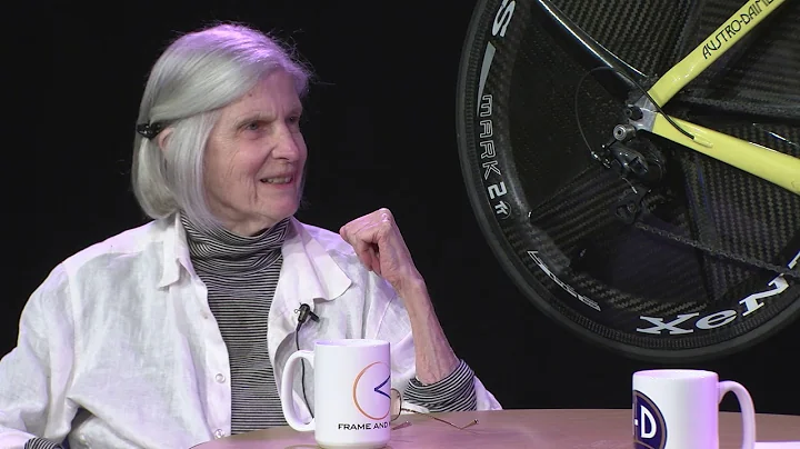 Gladys Thomas: Fred's mother returns to the show t...