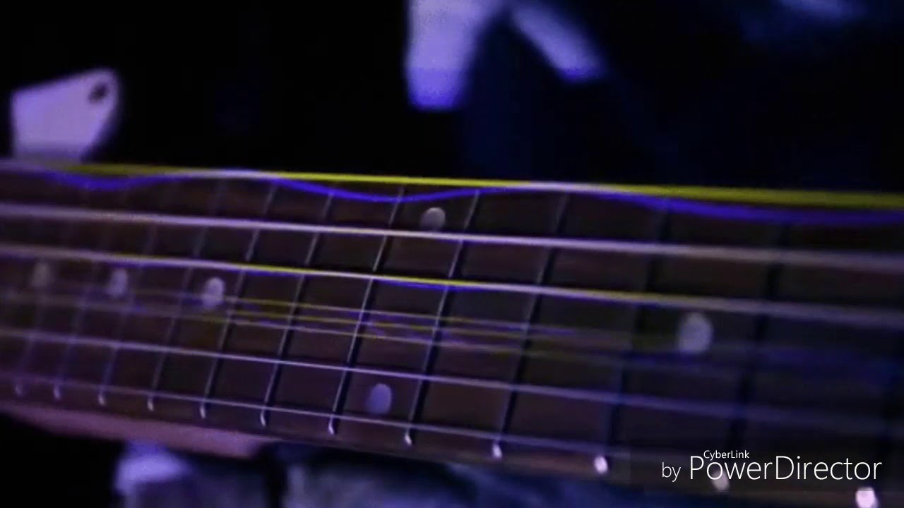 гитарные рваные струны. персты свои на живые струны. рваные струны на гитаре. персты свои на живые струны. персты свои на живые струны.