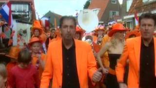 Video thumbnail of "De Dikdakkers - Ons Oranje (Officiële Videoclip)"