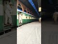 Jafar express lhr se Peshawar