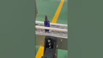 Shrink sleeve labeling machine for dropper bottle