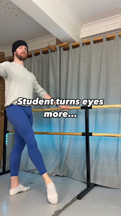 When you can’t turn your head in ballet—but suddenly go full owl in contemporary class 🦉
