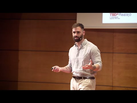 La mayor lección que aprendimos de los fósiles | FRANCES GASCÓ | TEDxRealejo