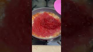 أسرع طبق مكرونة بالزيتون الطعم حكاااية ?#pasta#fyp #viral #subscribe #foryou #cooking