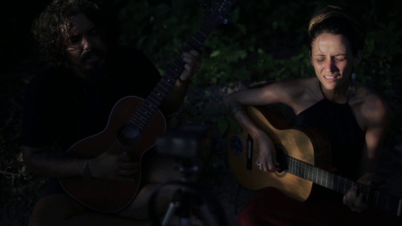 Duas Bruxas - SARAVAMOS  #musicaderezo