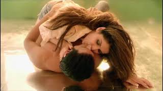 #HateStory3 Zareen Khan romantic kissing status💋💋||Tumhe Apna Banane Ka  romantic status❤️❤️
