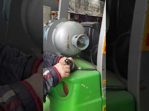 Vidéo: Fauteuil élévateur à Gaz : Mobilier Pneumatique Et élévateur à Gaz Renforcé, Dimensions. Comment Choisir Et Remplacer?