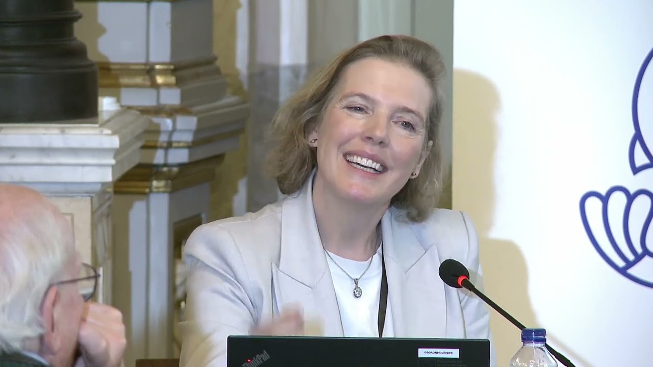 Spanish Ceramics in the National Museum of Ireland by Anna McSweeney