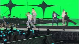 250928 SEVENTEEN WORLD TOUR [NEW_] IN HK DAY 2 - (DK FANCAM) HOLIDAY   VERY NICE   CALL CALL CALL