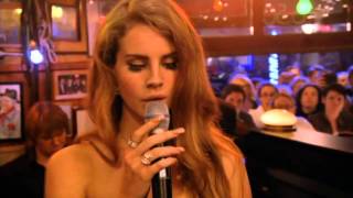 Video thumbnail of "Lana Del Rey - Video Games (Live on Inas Nacht)"