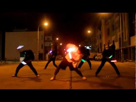【ヲタ芸】 遠距離ポスター 【Y-AreArtSide x JKT48 FC Palembang】