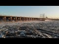 Сброс на Жигулёвской ГЭС идёт полным ходом / май 2022 г / половодье / Самарская область / Russia
