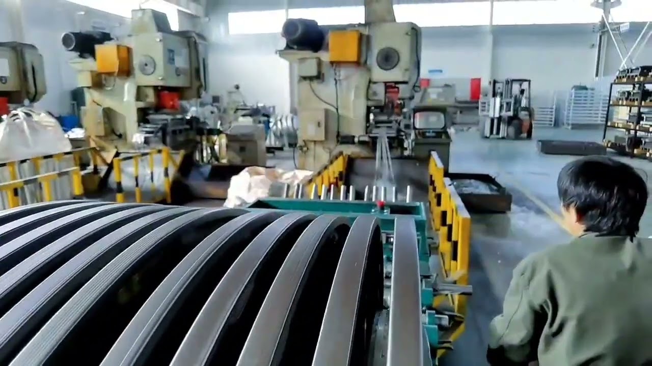 Anti-theft barbed wire