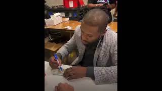 Allen Iverson, Floyd Mayweather autograph signing hundred 100 dollar bills video fight highlights