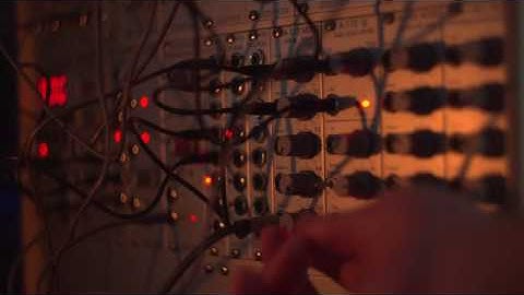 Doepfer A-100 Basic Modular System Demo - Candle Drone