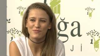 Serenay Sarıkaya Doğa Koleji Ünlülerle Ropörtajı