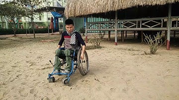 Nghị lực phi thường của chàng trai khuyết tật