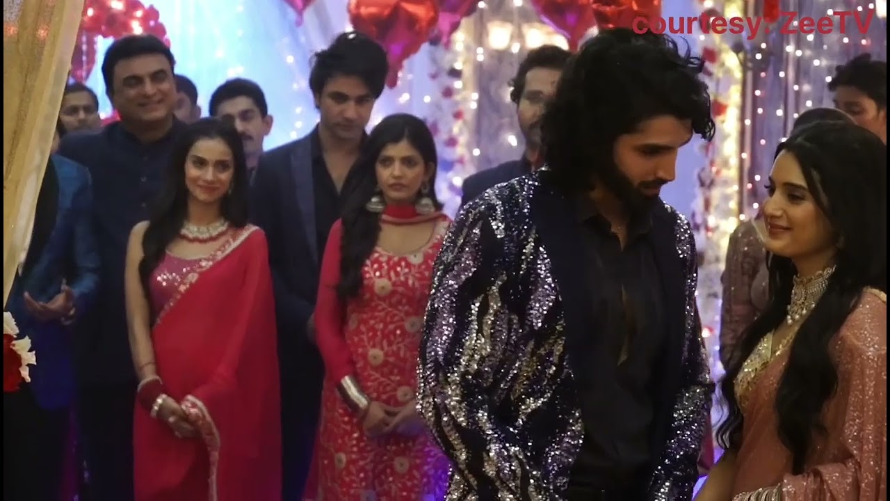 Jaane Anjaane hum mile ZeeTV Newepisode Valentine Day celebration pe Raghav ne laya yaado ka board