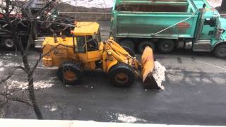 DSNY & PRIVATE CONTRACTORS USE FRONT LOADER & DUMP TRUCKS TO REMOVE SNOW FROM WINTER STORM JONAS.