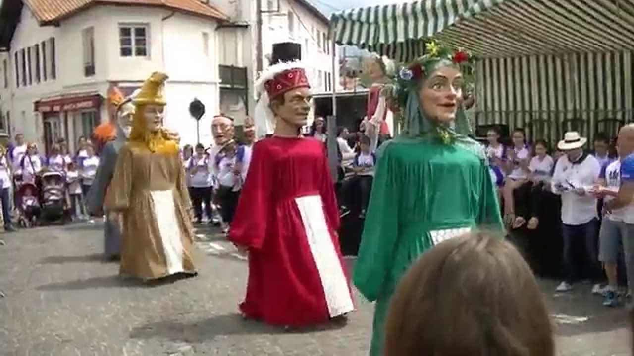 Bidasoako Erraldoiak en fiestas de BIARRITZ 3 de mayo de 2015