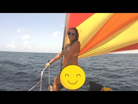 ⁣Nus au milieu de nulle part !! / Sailing Atypic S2 • E32