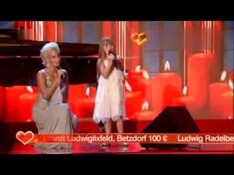 Connie Talbot and Sarah Connor - Ave Maria ( Ein Herz fr kinder )