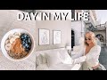 DAY IN MY LIFE (CLEANING MY APARTMENT, MAKEUP ROUTINE, OATMEAL RECIPE, ETC)