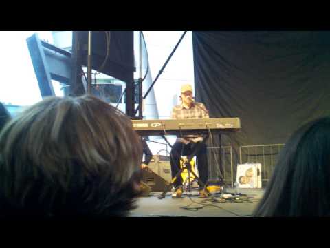 Sleeping At Last singing "Turning Page" at Breaking Dawn Campout Concert