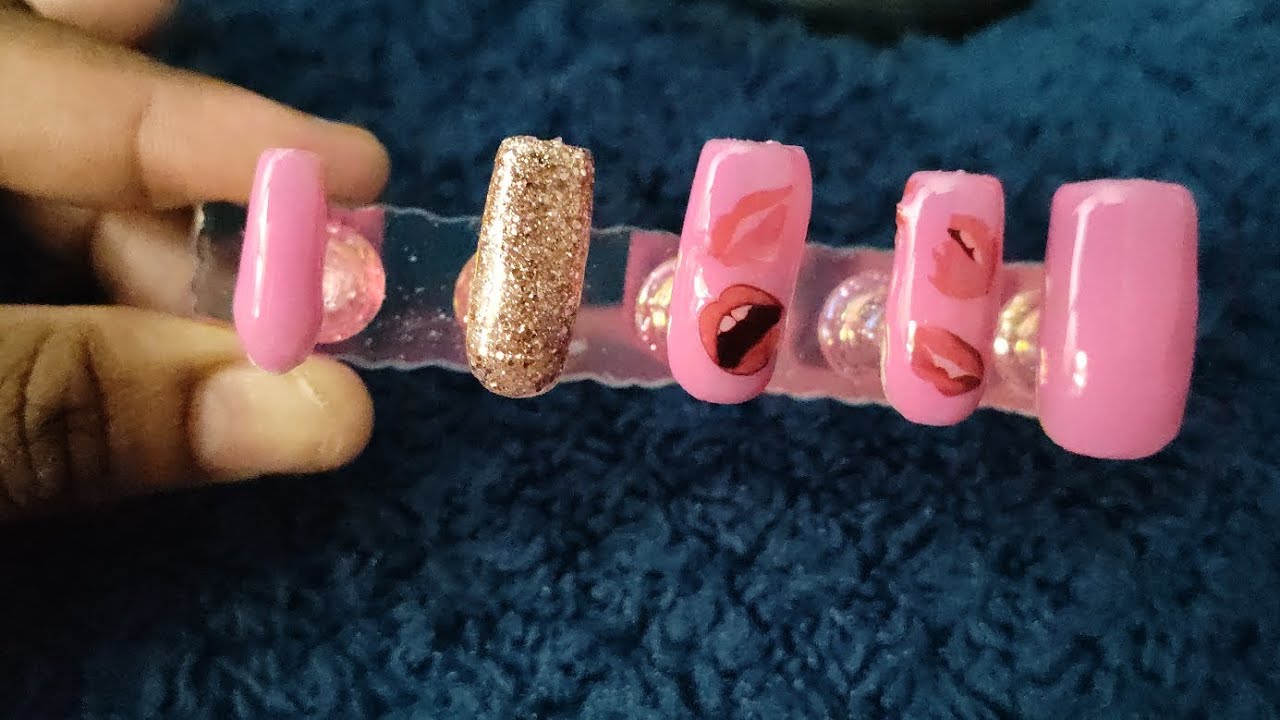 Desire pink 🩷 beginner friendly custom reusable press on nails. 