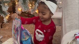 KENDALL SIVANA OPENS GIFTS ON CHRISTMAS NEW TOYS 🥰 #babies #baby