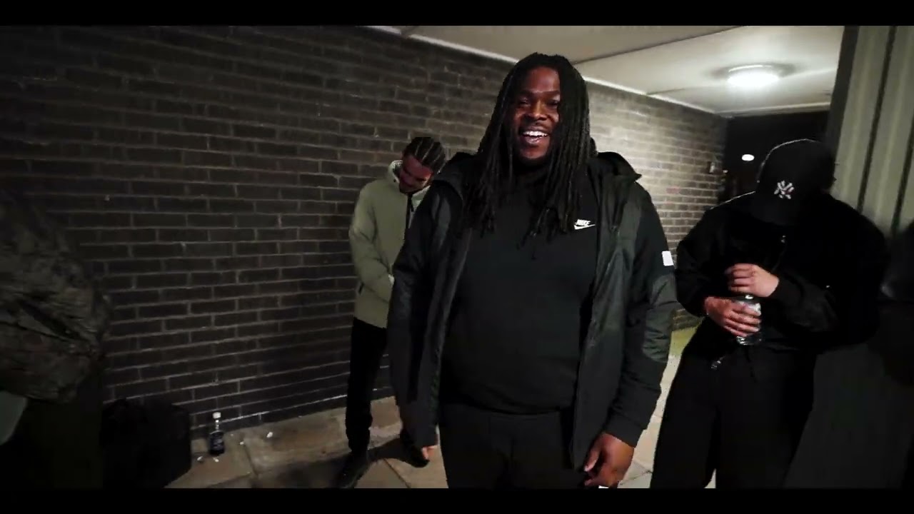 Sleduj EmanFromDaA2 - GUIDANCE LANGUAGE [Music Video] na YouTube